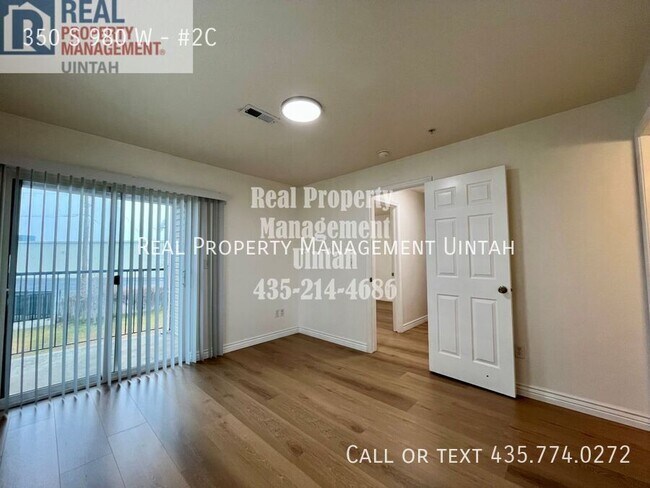 Building Photo - 980 350 S