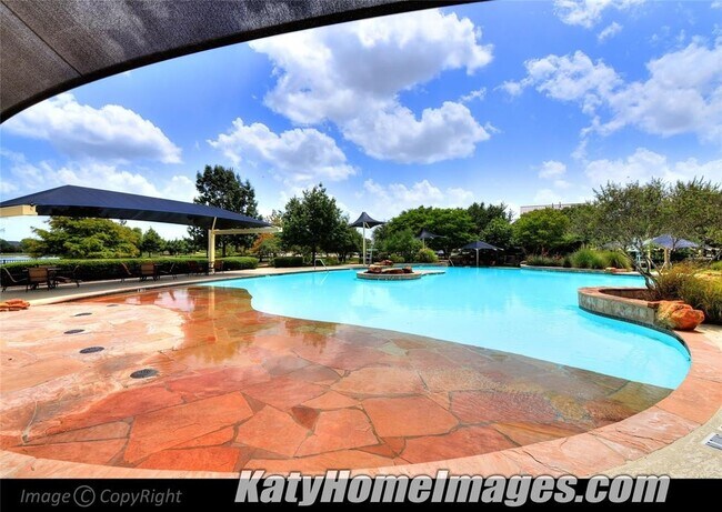 Building Photo - 2226 Falcon Brook Dr
