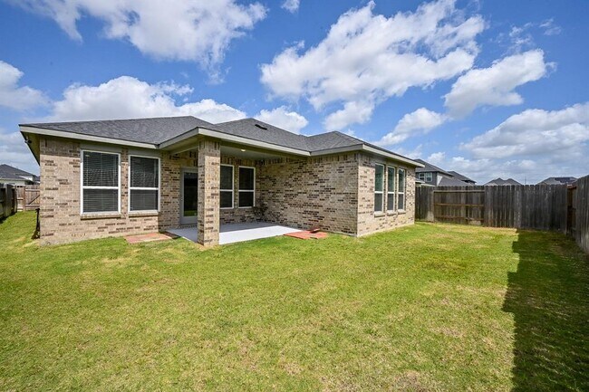 Building Photo - 9222 Dearborn Knoll Dr