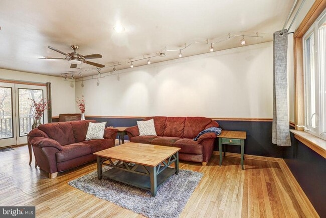 Building Photo - 119 Bosley Ave