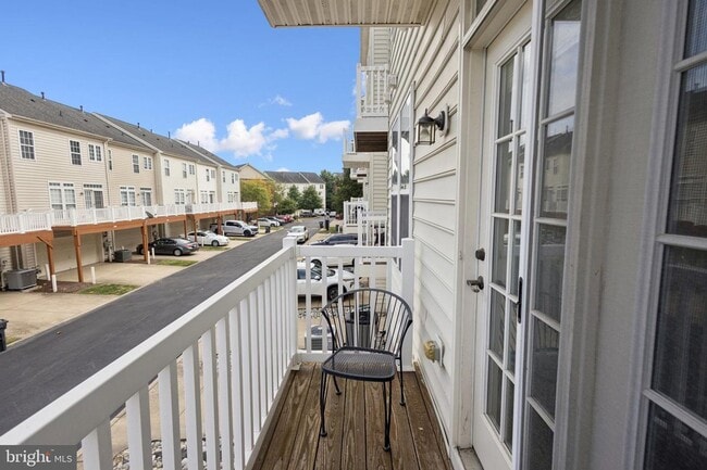 Building Photo - Welcome to Potomac Club—an amenity-packed, gated community!