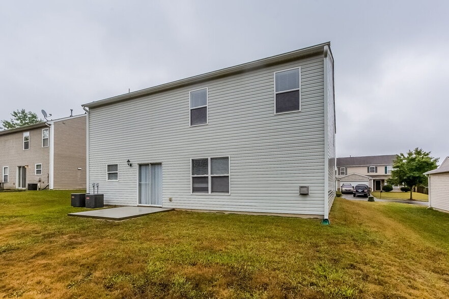 Building Photo - 6545 Ziegler Ln