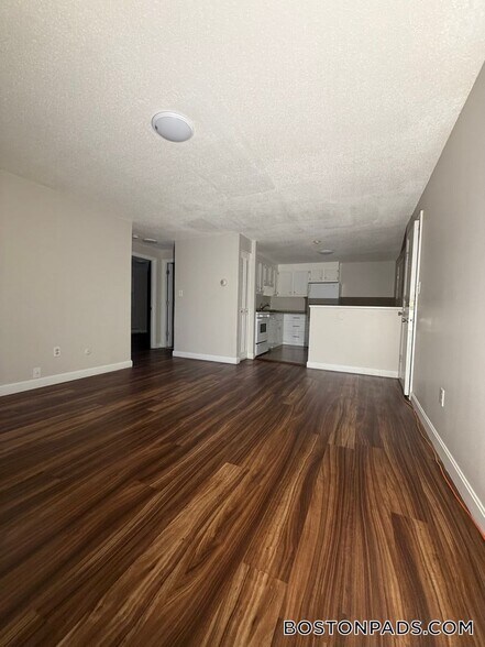 Building Photo - 345 Hildreth St