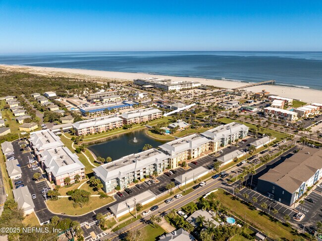 Building Photo - 225 Atlantis Cir