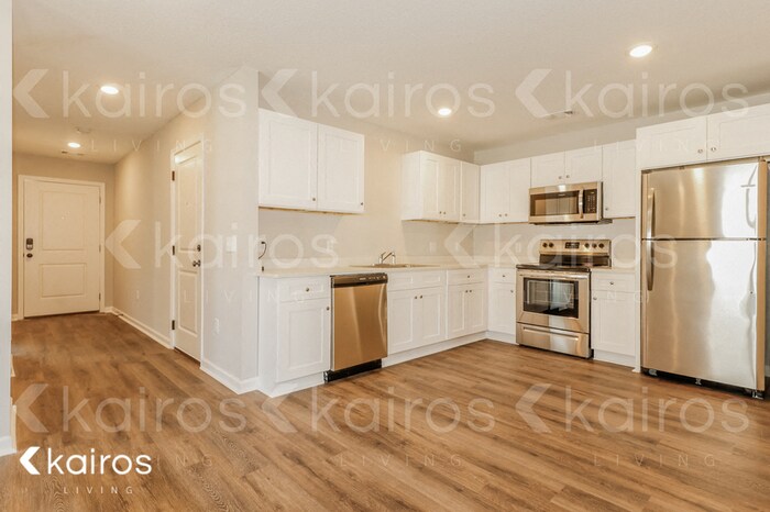 Building Photo - 124 Cottage Grove Rd