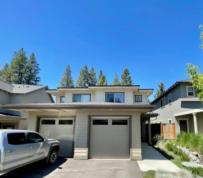 Building Photo - Flowing Water Way Duplex - 20138-FLOW-00