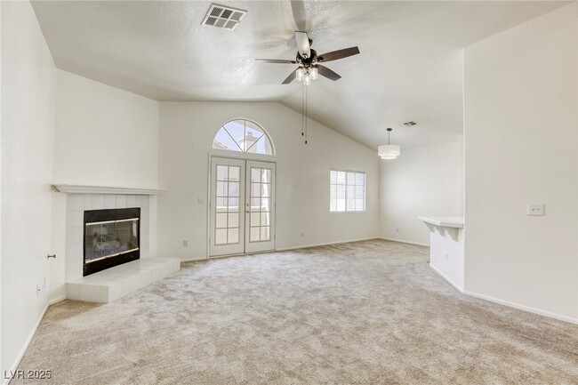 Building Photo - 8301 Boseck Dr
