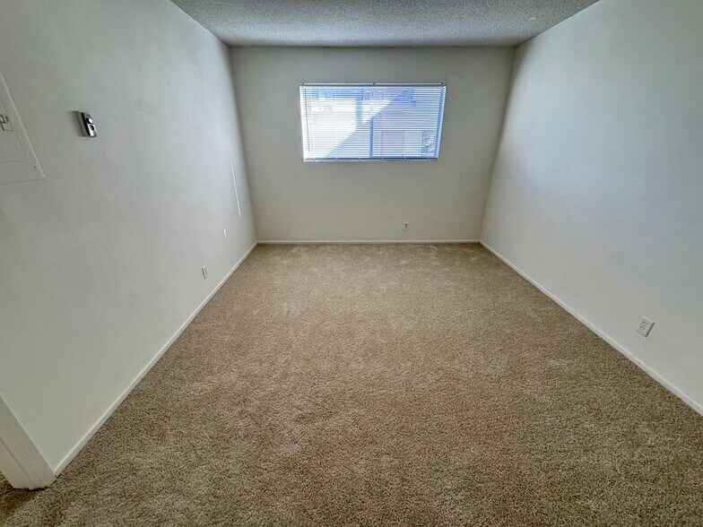 Building Photo - 5858 S Pacific Coast Hwy