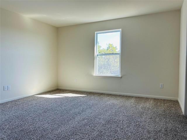 Building Photo - 229 Marsh Ln
