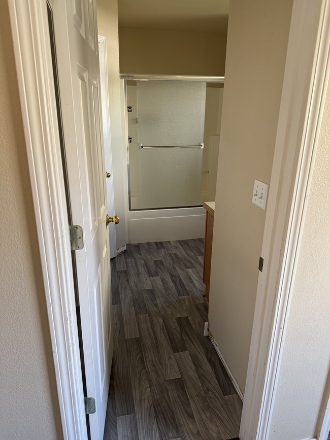 Building Photo - Madison Duplex