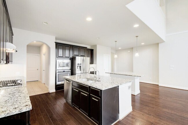 Building Photo - 5644 Siragusa Dr