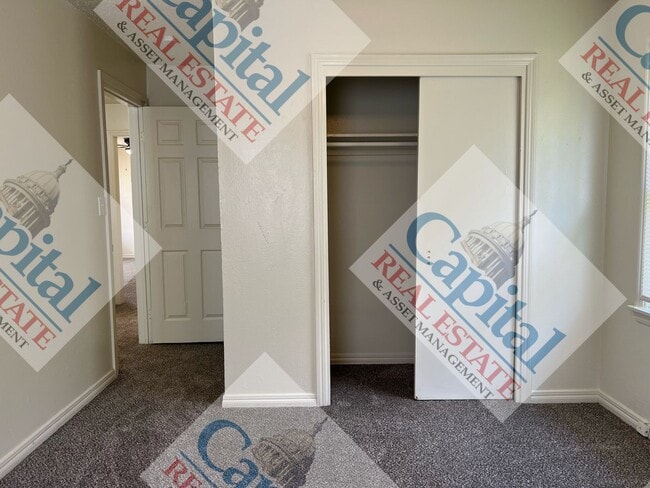 Building Photo - Home Sweet Home- Move In Special!!!!