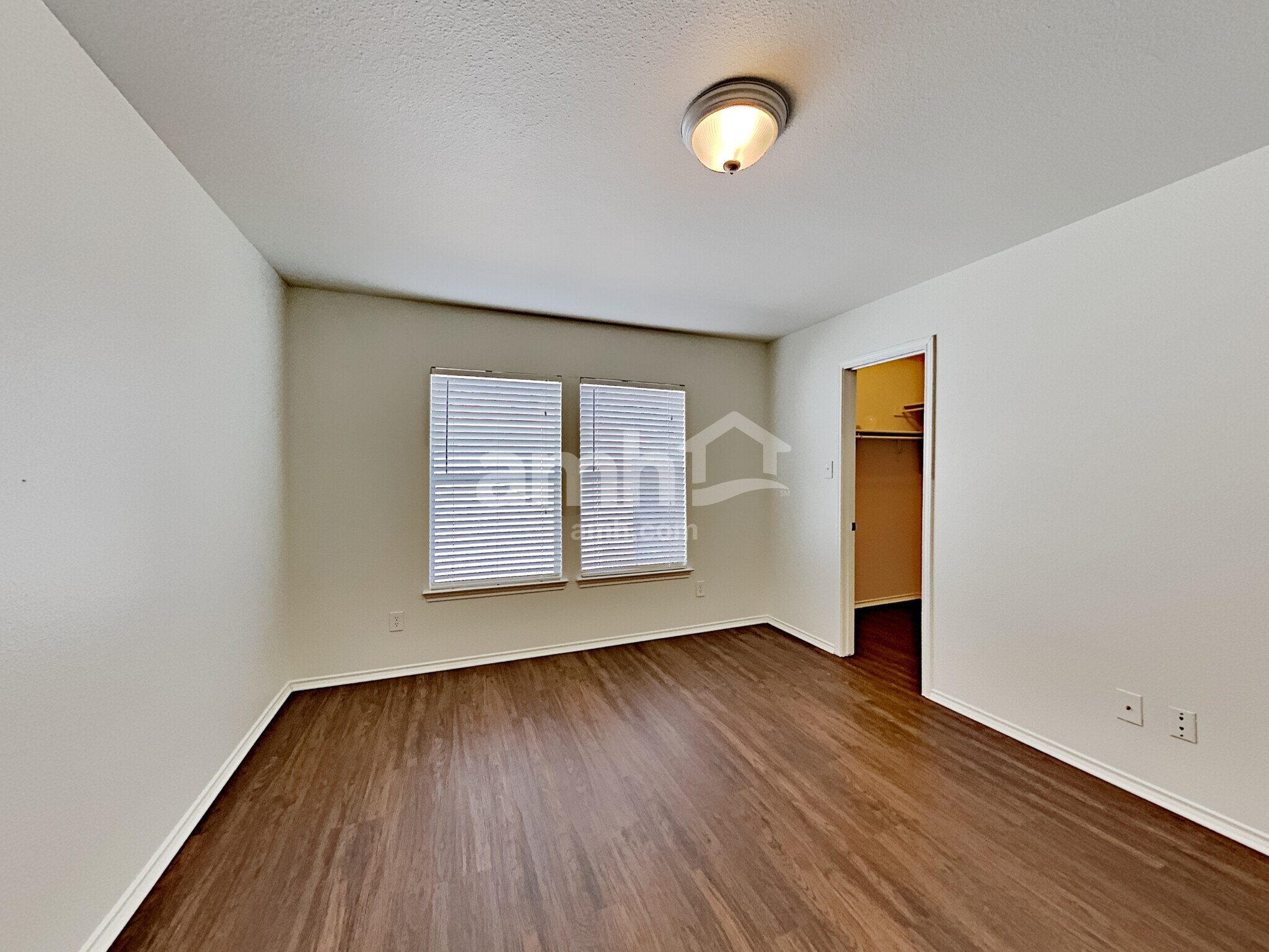 Building Photo - 742 Pinafore St