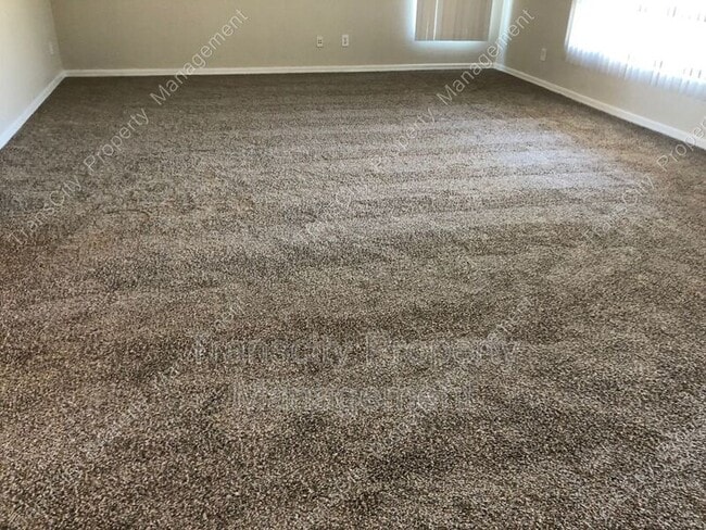 Building Photo - 4537 S Granite St