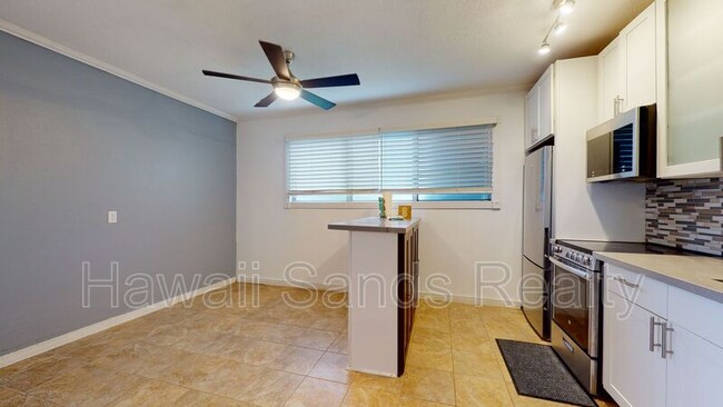 Building Photo - 44-119 Mikiola Dr