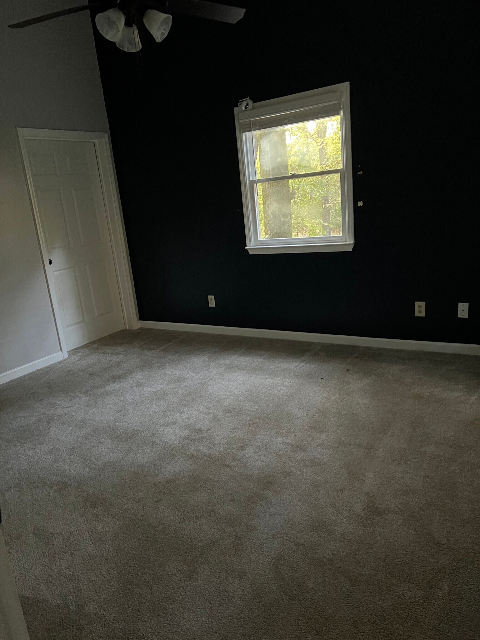 UPSTAIRS BEDROOM - 160 S Lake Dr