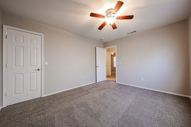 Building Photo - Introducing a stunning 4-bedroom, 2.5-bath...