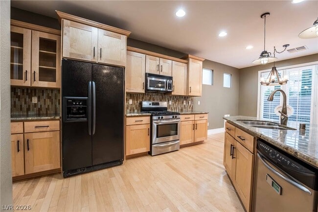 Building Photo - 2417 Granada Bluff Ct