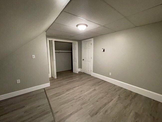 Building Photo - 7 Fayette Pl