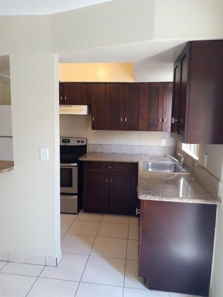 Building Photo - 2293 NW 59th Way