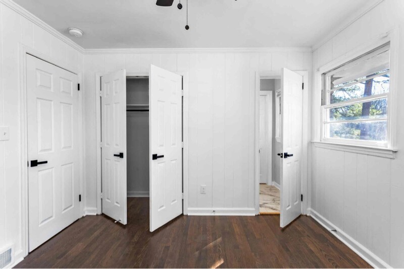 Building Photo - 2313 Green Forrest Dr