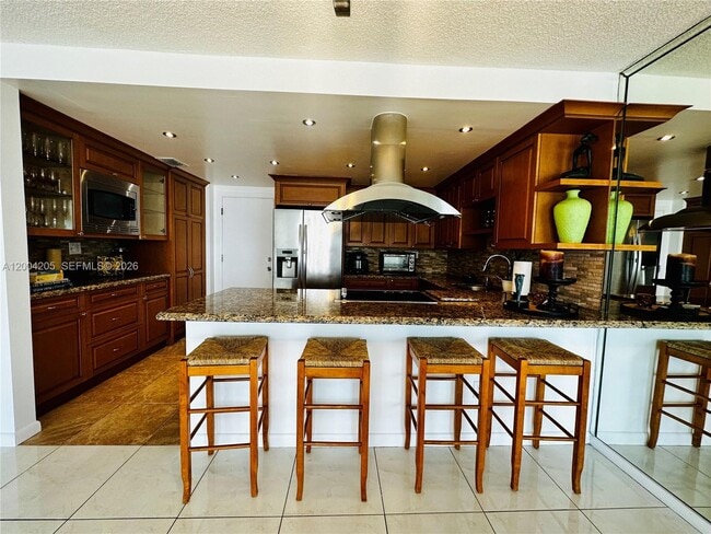 Building Photo - 1501 S Ocean Dr