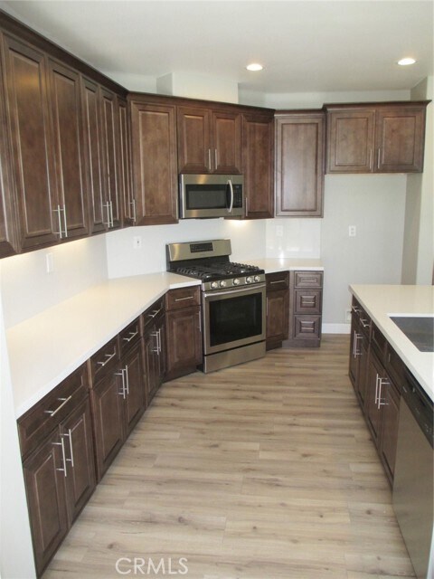Building Photo - 41201 Crooked Stick Dr