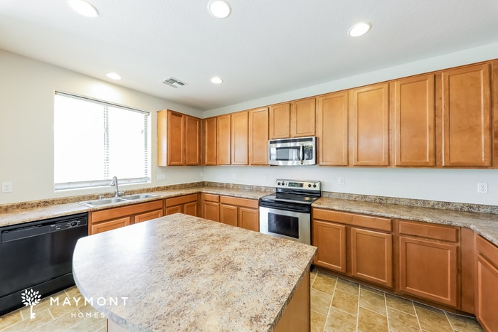 Building Photo - 7413 W Gary Way