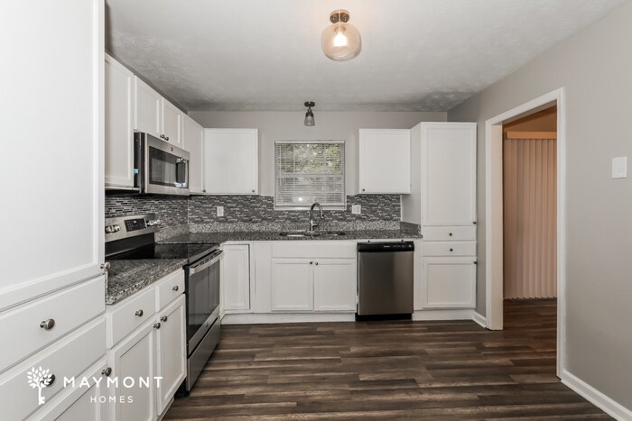 Building Photo - 418 Autumn Dr