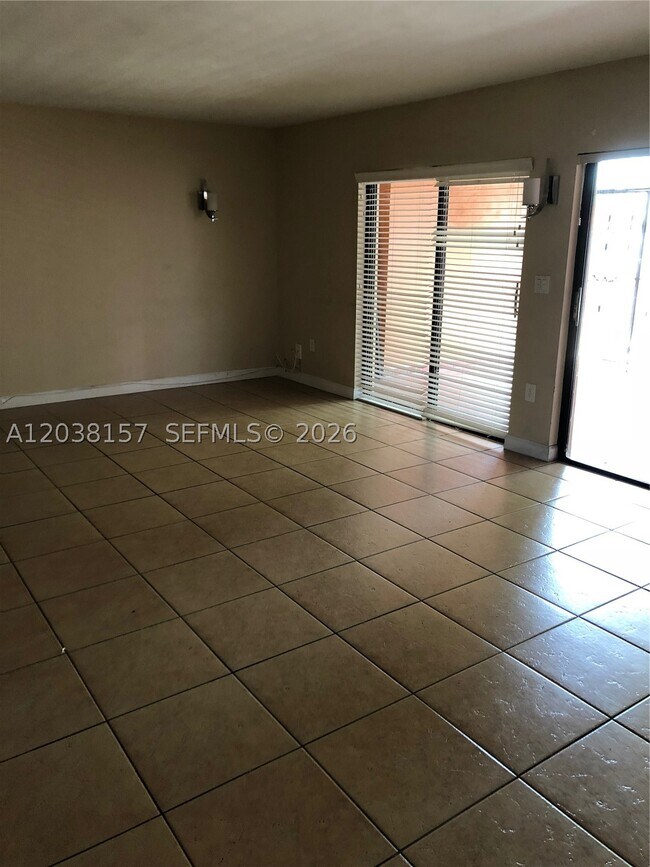 Building Photo - 3808 SW 79th Ave