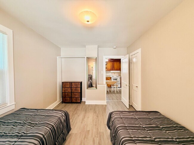 Building Photo - Fully Furnished & Utilities Included -SHORT TERM LEASES AVAILABLE with a premium.