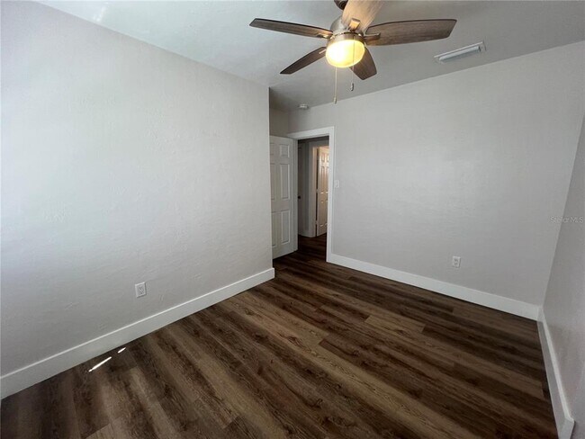 Building Photo - 2377 Starlite Ln