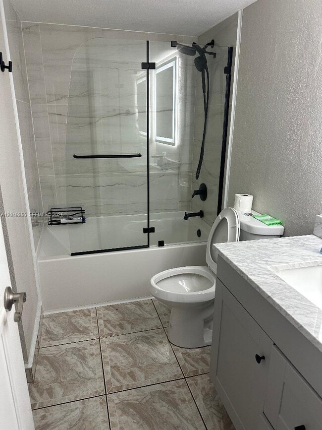 Building Photo - 2030 S Ocean Dr