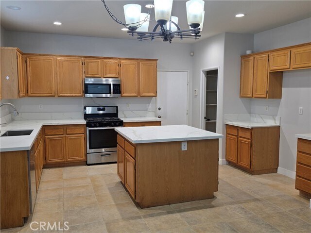 Building Photo - 7853 La Tour Ct