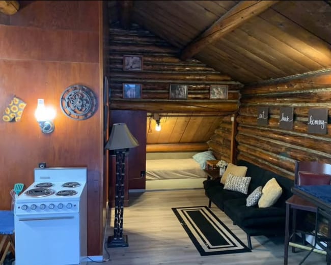 Building Photo - 206 Minnie St