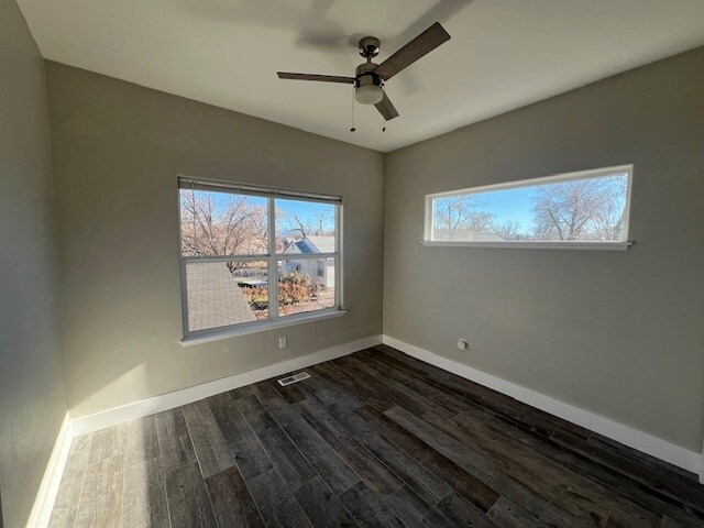 Building Photo - 1336 White Ave