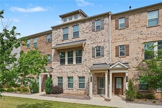 Building Photo - 2087 Graywell Ln