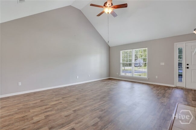 Building Photo - 205 Abigail Cir