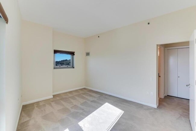 Building Photo - 1 CA-1
