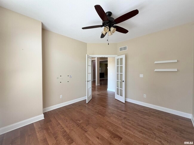Building Photo - 1805 Blue Stone Dr