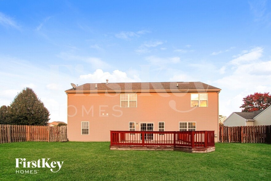 Building Photo - 1914 Winton Dr