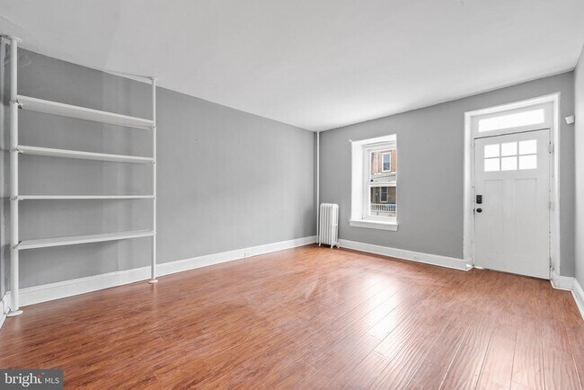 Building Photo - 131 Vassar St