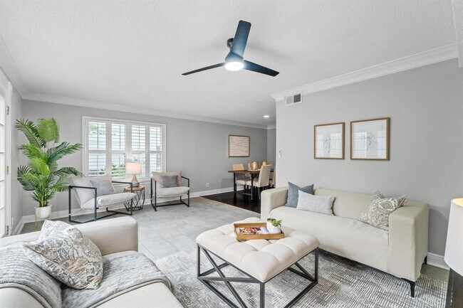 Building Photo - 6109 Bullard Dr