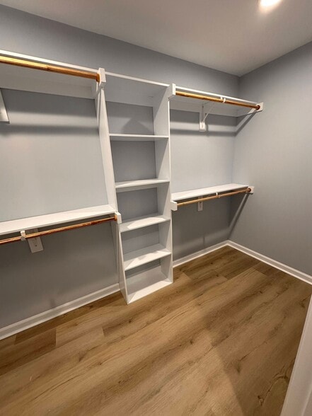 Building Photo - 517 Cardamon Ct