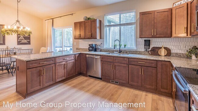 Building Photo - 3 br, 2 bath House - 35806 60th Ave S