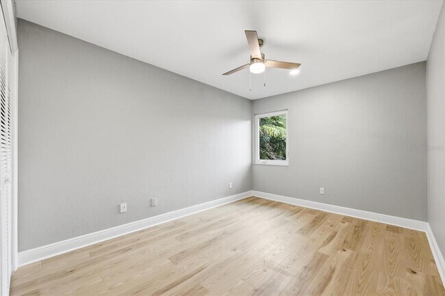 Building Photo - 4810 S Dauphin Ave