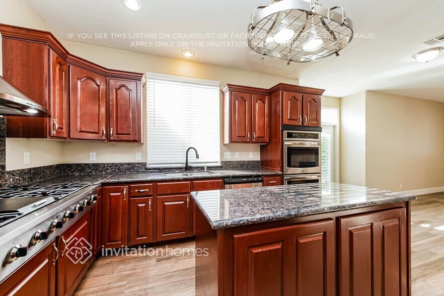 Building Photo - 5501 Carnation Meadow St