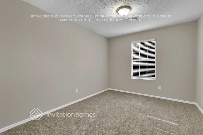 Building Photo - 755 Mountain View Dr