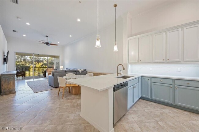 Building Photo - 11031 Corsia Trieste Way