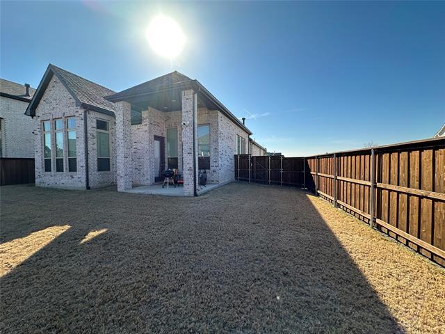 Building Photo - 3880 Verona St